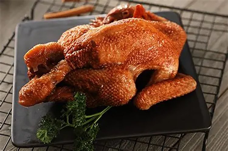 Taste Dezhou Braised Chicken: A 300-Year Shandong Classic