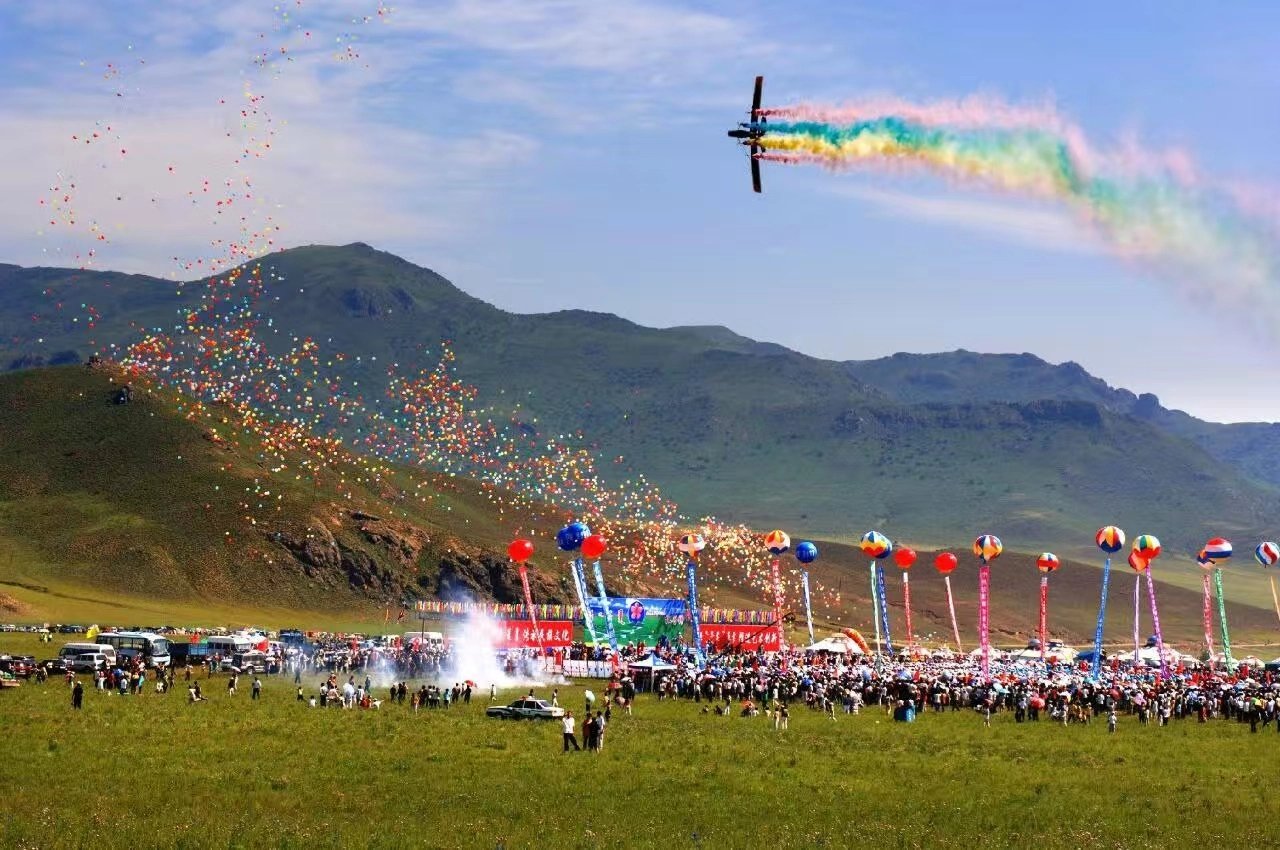 Naadam Festival: Experience Mongolia’s Nomadic Culture, Grassland Sports & Music